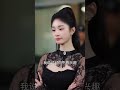 小夥開侷撕下美女總裁絲襪，美女總裁卻變得離不開小夥了！小夥竟是當世醫神，隨手便能治好女總裁絶癥，美女總裁被其醫術摺服以身相許