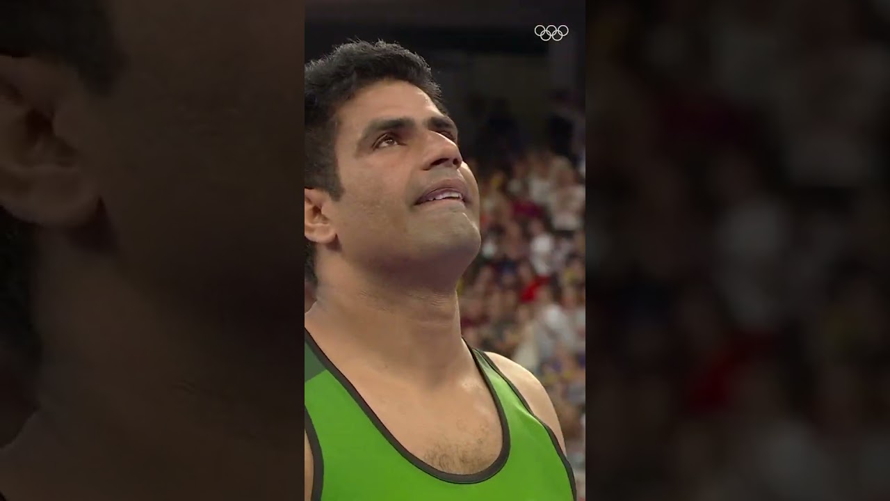 Arshad Nadeem makes history with a gold medal at Paris 2024! 🥇🇵🇰#Olympics #Paris2024 #Sports