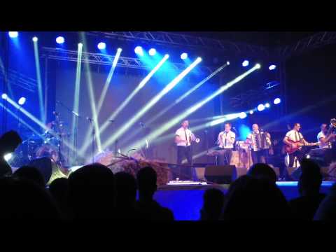 Ansambel petka in bobnar Simon - Petkina nedelja 2014 - Give me five