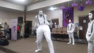 Consuming fire 🔥 Todd Dulaney Lee Mayfield and sons(Mime)