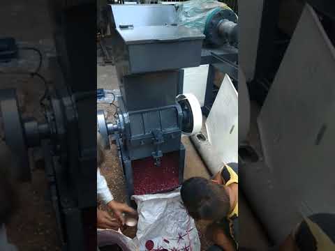 Plastic Pet Bottle Crusher Machine