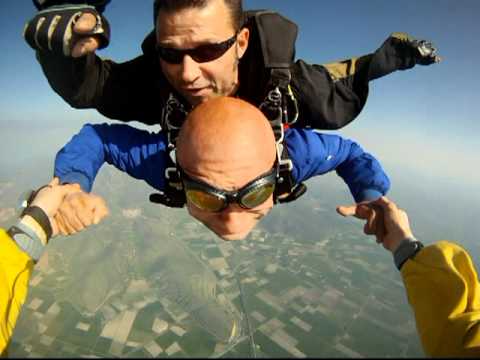 petros skydive