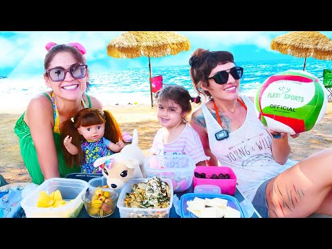 Çocuk videoları. Ayşe, Defne ve Ümit sahile pikniğe gidiyor. Çocuklar için sahil oyunları