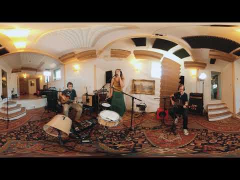 Anna Katt - Be om hjälp (360° VR Live-Recording)