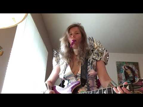 Playing music badly- musical stylings of the kazoo