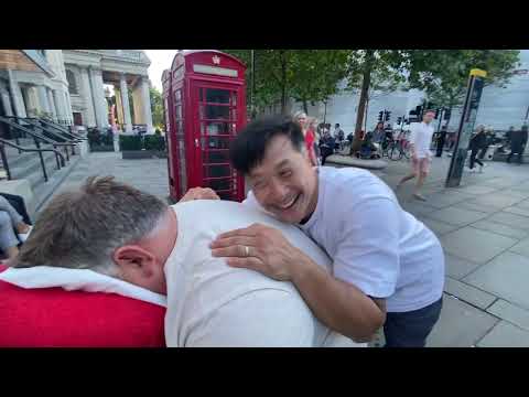 Helping BIG BENNY Free Chair Massage Preview - Pay It Forward - Tao Chi Kai #asmr #massage #master