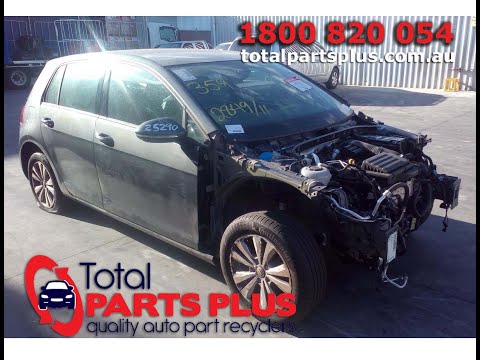 Wrecking -  2018 Volkswagen Golf Trendline -  Automatic FWD - 3823