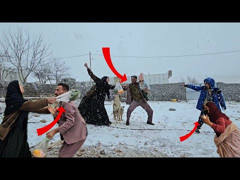 The cruel husband's attempt to capture little Violet: the mother's conflict against