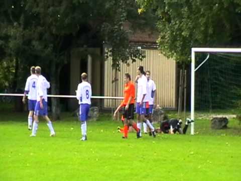 26/09/2010 Foul zum Elfmeter SV Herbertshofen - FC Alb