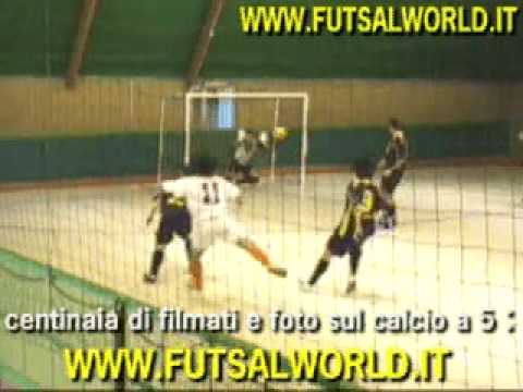 22/11/9 gol,falli,azioni.....futsal highlights !!!