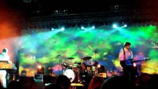 AIR live in Berlin2010-01-27 "Be A Bee"