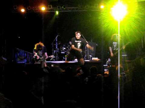 Napalm Death - Can't Play Won't Pay (live in Budapest, Club 202, 26.03.2012.)