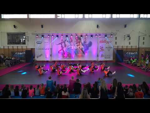 31. TS FREE DANCE - Shoeless