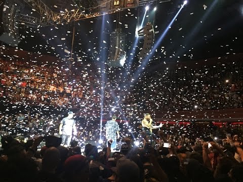 God Level 2017: Jonas Sanche + Chyste MC + Salvaje Decibel