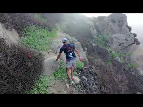 Corriendo a pie por Cerro Reque, desierto de Chiclayo Lambayeque norte de Perú trailrunning cross