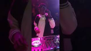 Download lagu DJ FANTA MAKE DEM HIGH mp3