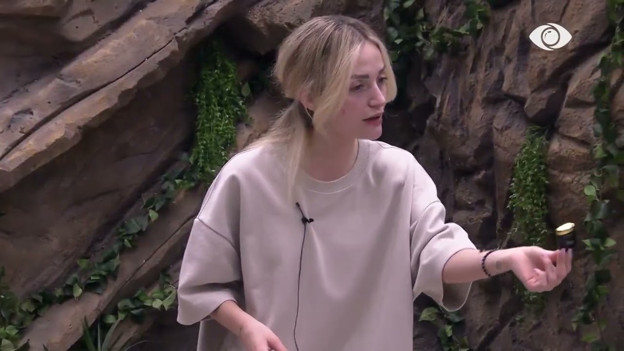 E ke lënë të hapur…/ Vijon debati mes Selin dhe Miri për raportin e tyre