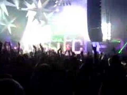 Tiesto Live at Global Gathering 2004