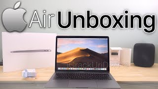 Apple MacBook Air 13" Gold 2019 (MVFM2) - відео 1