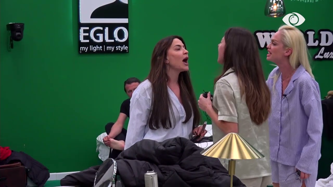 “Çfarë ke bërë ti për babin tënd?!”/ Loredana debaton me Rozanën, ndërhyn Danja