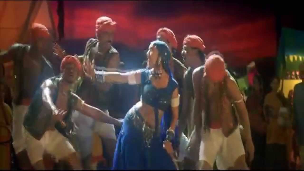 Ki Tut Gai Tadak Kar Ke, Dekhi Hamane Bich Bajariyaa Lyrics | Wajood | Kavita Krishnamurthy, Sapna Awasthi | Anu Malik