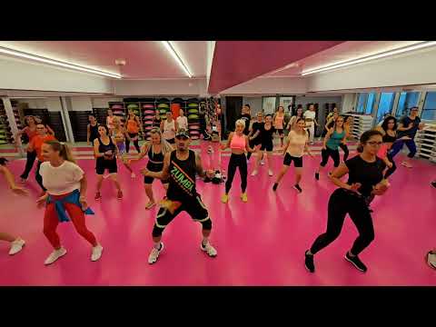 LA SALSA CALEÑA - Cali Flow Latino | Zumba Live Class | By Arenzo Johnny #salsacaleña #zumba
