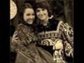 Miley Cyrus O Emily Osment Con Michael Musso