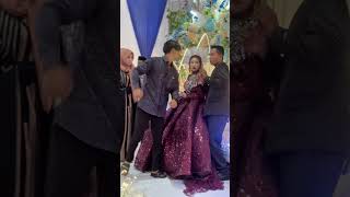 Download lagu ketika para mantan hadir di pernikahan mantannya #shorts mp3 Download lagu ketika para mantan hadir di pernikahan mantannya #shorts mp3