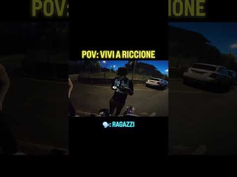 alla fine ha ceduto😂 #moto #maranza #riccione #carabinieri #angrypeoplevssuperbiker #discoteca #fun