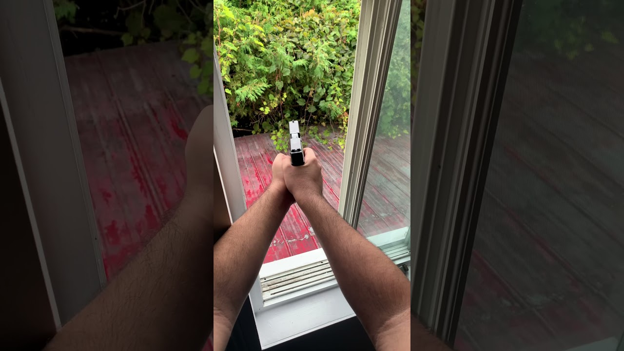 Umarex Glock 17 Gen 4 Mag Dump airsoft