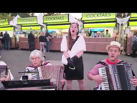 Que Sera - Philly Squeeze Accordion Band covers Doris Day at The Mann Music Center Sept 29th, 2022