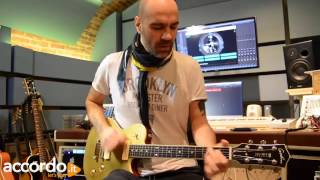 Video thumbnail for Recensione Godin Summit Classic P90 by accordoTV