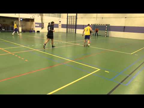 Exstudiantes 9 thuis 1e helft