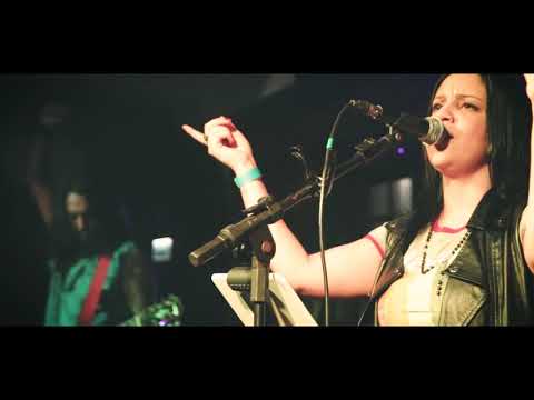 Valveds - Love Shack (B52's cover) Ao vivo no Villa Blues