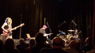 Adrian Belew Power Trio - Men in Helicopters into Young Lions