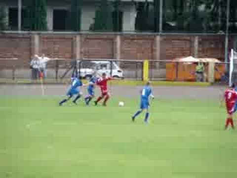 Gwardia-Marcovia Marki 1:2 (0:1) akcja gości