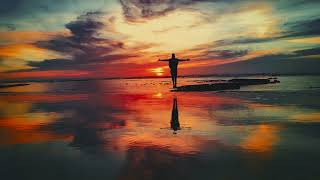 💚🎵 Plàsi - WHO WE ARE; COLORS