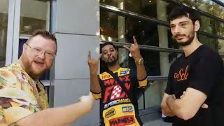 Danny Brown + Ice Poseidon at Twitchcon 🔴 Burger Planet LIVE Daily Vlog
