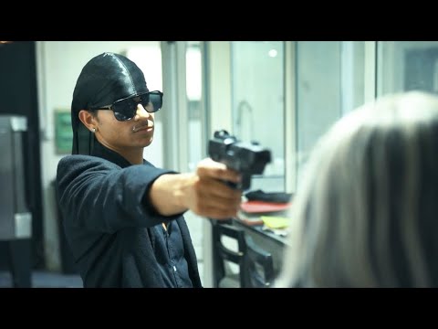 Mama Estoy Brillando* - Besos Calientes (Video Oficial)