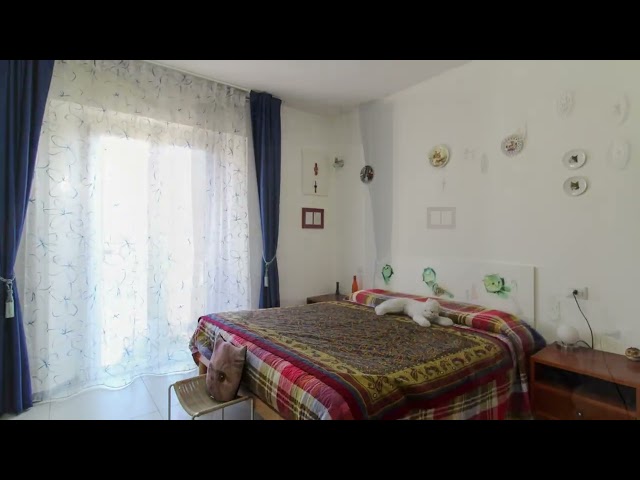 CASA SINGOLA A POCHI PASSI DAL CENTRO