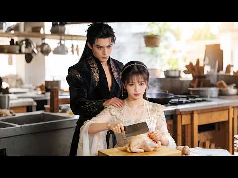 新婚夜被冷落，人人以為她是不受寵的齊妃，卻不料她抓起菜刀抓火雞，一碗雞湯竟治好了王爺的厭食症，從此他瘋狂追她不放手！#追妻火葬場 #短劇