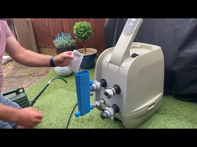 Vídeo relacionado con Easy-Scale (TM) Kit de descalcificador para bañera de hidromasaje * Soluciona y Evita Errores E02 * para Modelos de Chorro de Aire Lay Z SPA; * París, Vegas, Miami, Saint Tropez, Helsinki y más.