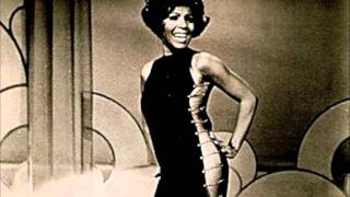 Dame Shirley Bassey - The First Time Ever I Saw Your Face