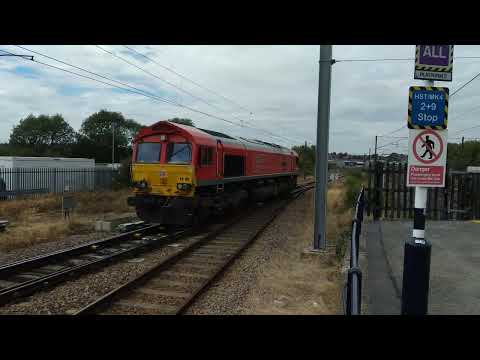 Light Engine DB 66100 'Armistice 100' on the 1447 Grantham to Boston Sleaford Sidings 22/08/2022