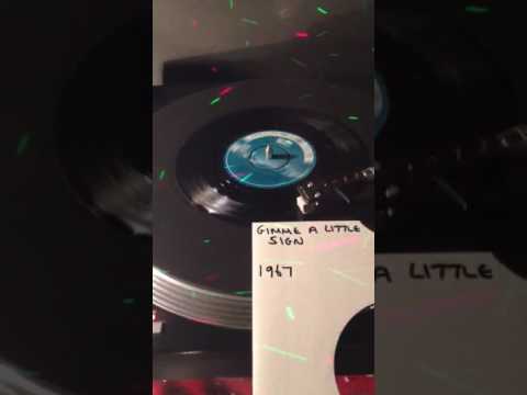Brenton Wood - Gimme A Little Sign Vinyl 45 From 1967 .
