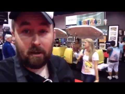 TDW 1140 - D23 Expo 2015  - Wandering The Floor