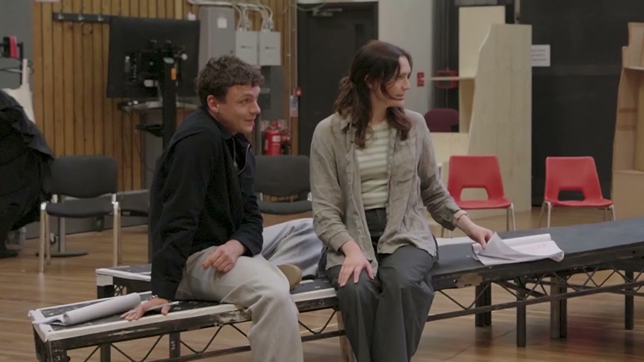 Miniature de la vidéo In-Rehearsals | Cloud 9 | National Theatre du film National Theatre at Home: Cloud 9