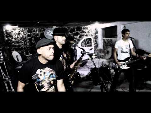 Los Kung Fu Monkeys - "Stretch Your Hand" En El Garage Presenta