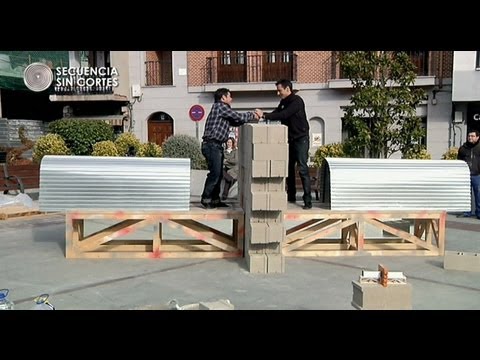 Por arte de magia - Jorge Sanz atraviesa muros de hormigón