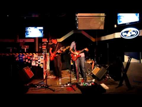 Crackerjack - Embrace (Live @ Homeclub 170212)